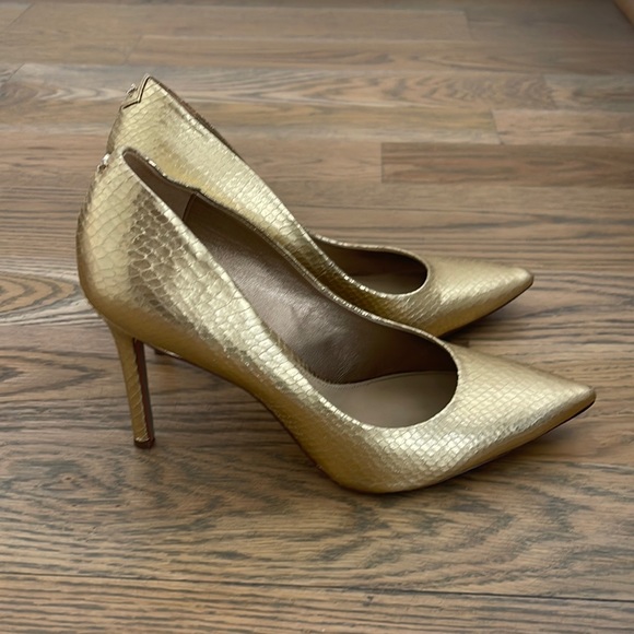 Sam Edelman Gold Pointed-Toe Heels - Picture 1 of 4